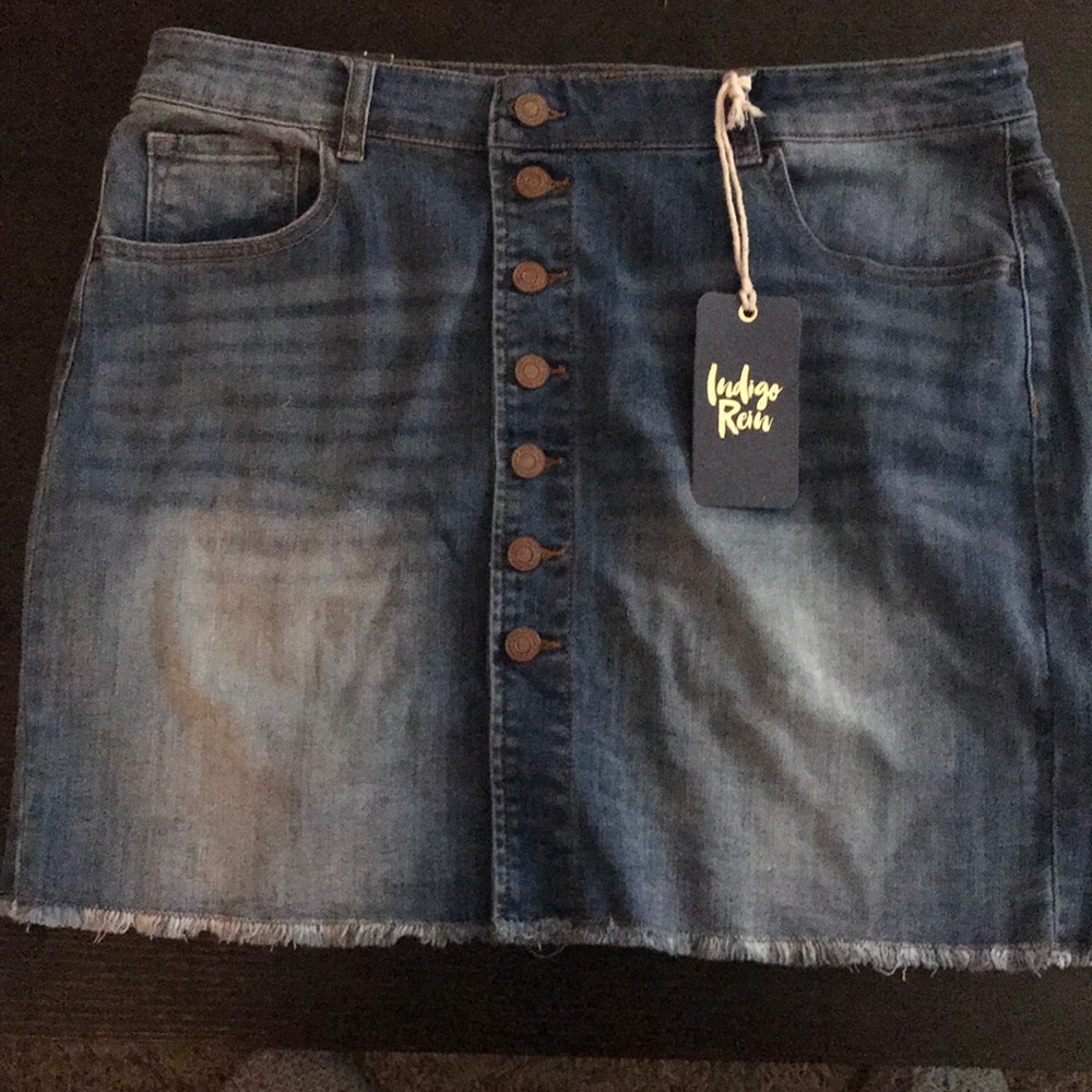 Button up, mini skirt